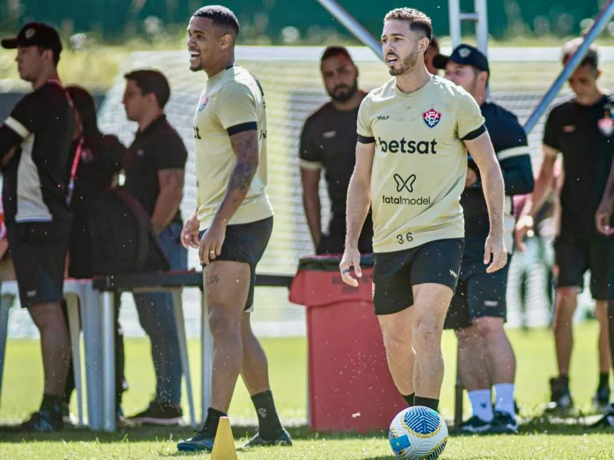 Vitória finaliza preparação para enfrentar Corinthians pelo Campeonato Brasileiro