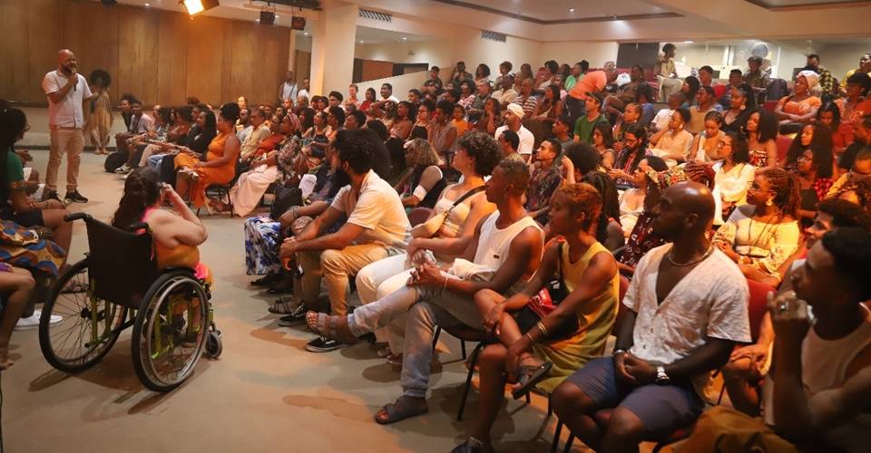 Bando de Teatro Olodum realiza seminário sobre empreendedorismo e arte negra nesta quinta (4)