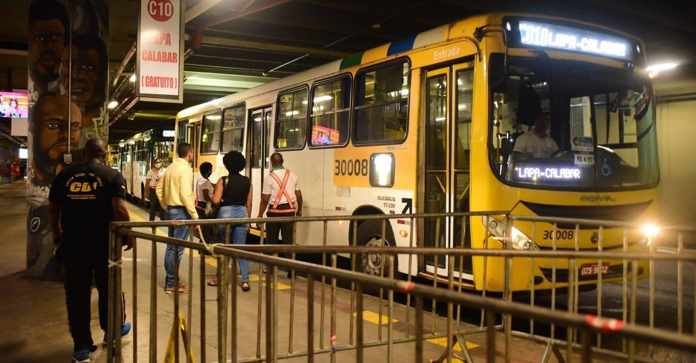 Salvador perdeu mais de 100 linhas de ônibus em 4 anos, indica estudo; entidades cobram recomposição