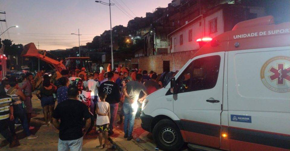 MPT apura acidente que soterrou operário no bairro de Pau da Lima, em Salvador