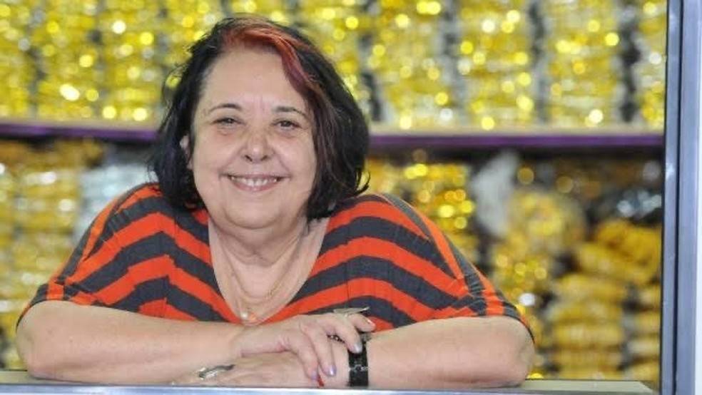 Carnavalesca Rosa Magalhães morre aos 77 anos no Rio de Janeiro