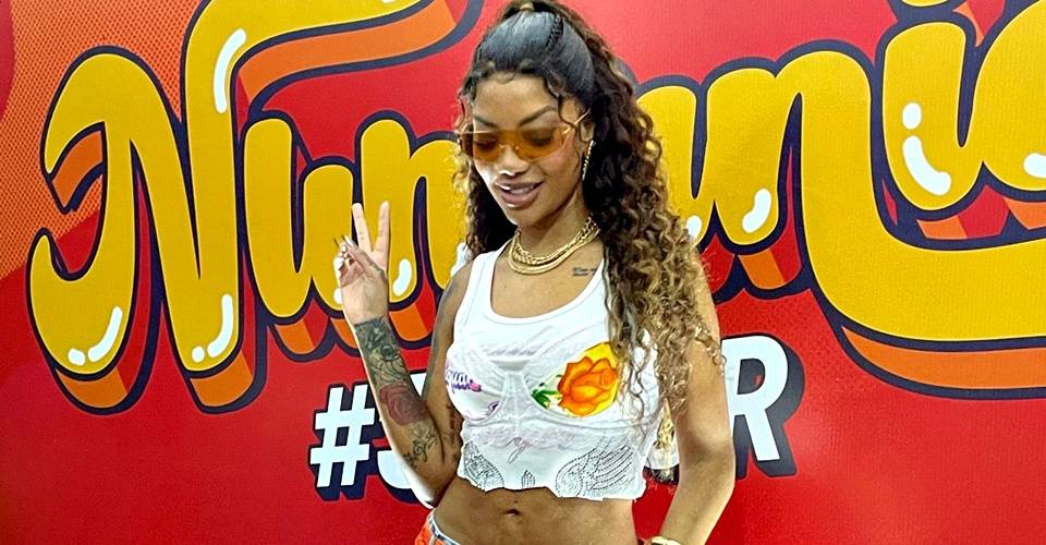 'Me sinto um pouco baiana', afirma Ludmilla em lançamento do 'Numanice#3' em Salvador