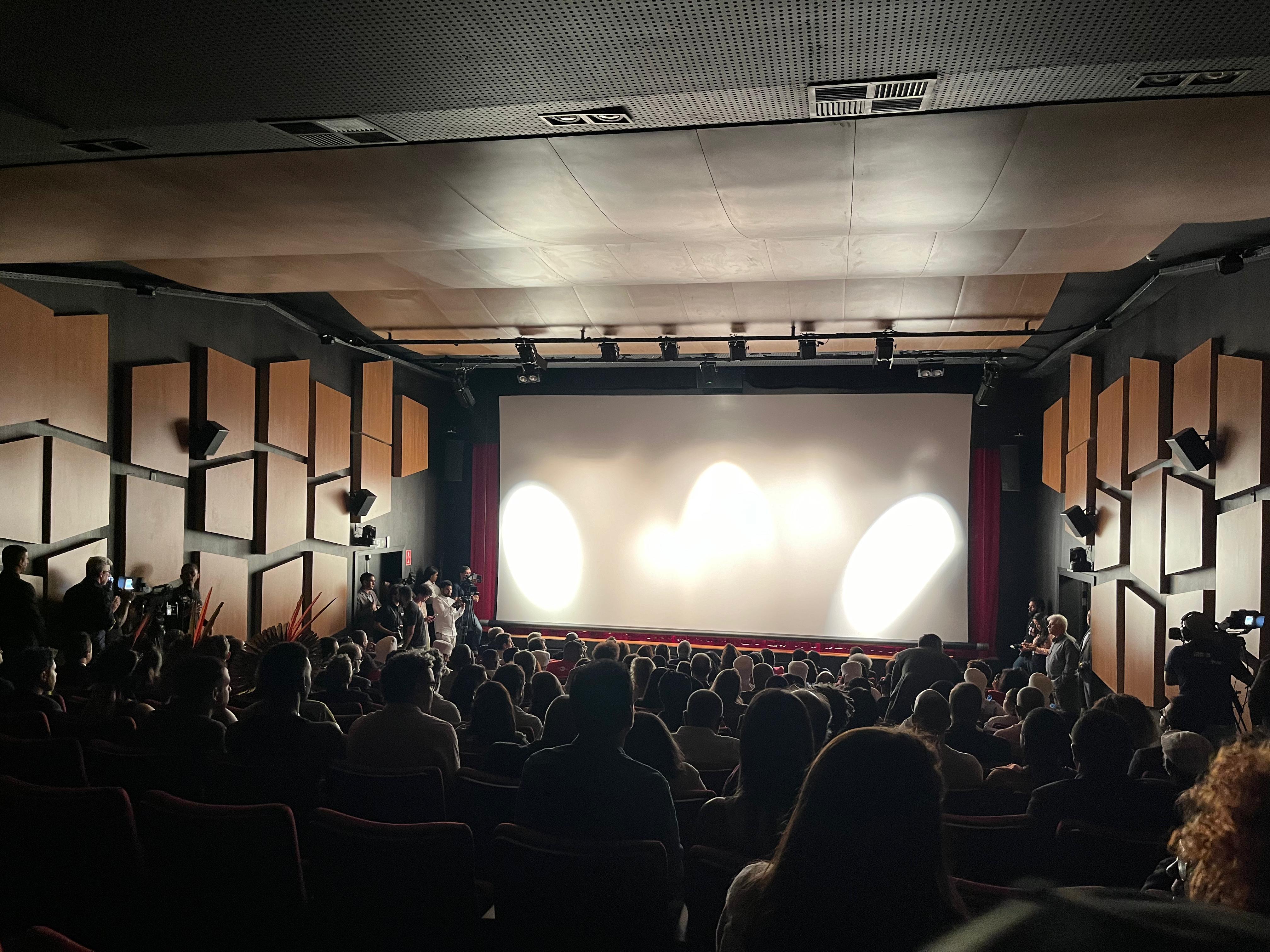 Governo do Estado entrega Cineteatro 2 de Julho em Salvador