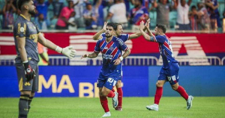 Com mais um triunfo na Fonte Nova, Bahia mantém foco em vaga na Libertadores