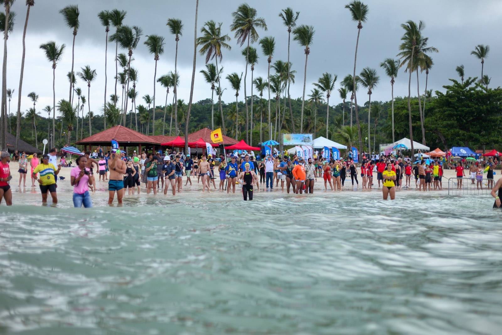 Praia de Inema recebe a 8ª etapa do Campeonato Baiano de Águas Abertas