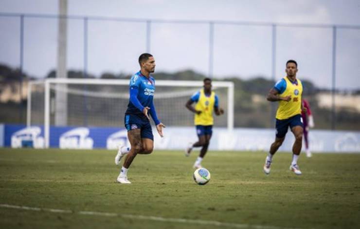 Rogério Ceni relaciona 25 jogadores para partida entre Bahia e Atlético-MG; confira