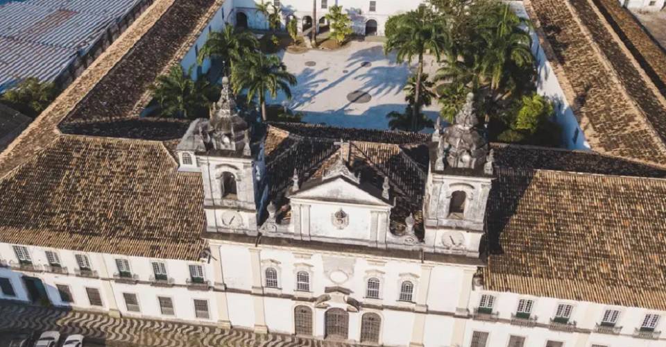 Evento publicitário reúne palestrantes de todo o país na Casa Pia, em Salvador