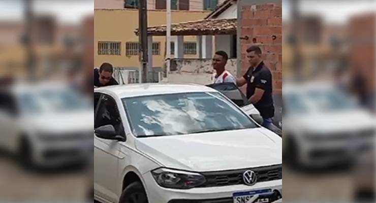 Jovem de 18 anos é assassinada dentro de casa no interior da Bahia; suspeito foi preso