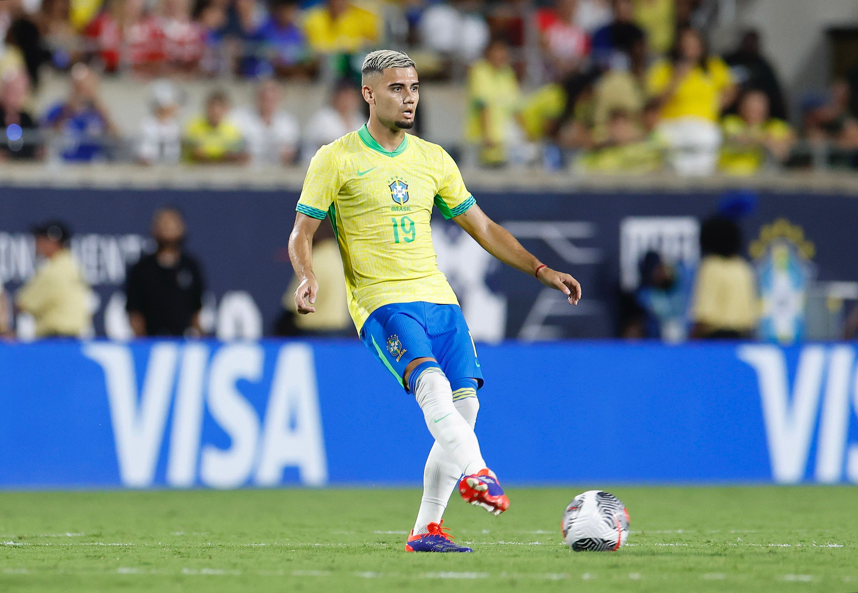 Vini Jr sofre lesão e acaba cortado da Seleção Brasileira; Andreas Pereira é convocado