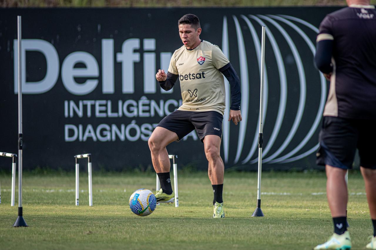 Vitória retoma preparativos para enfrentar o Red Bull Bragantino no Barradão