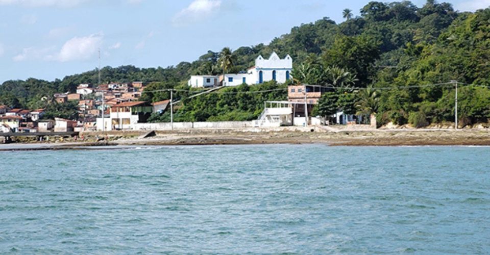 Corpo é encontrado boiando próximo à Ilha de Maré