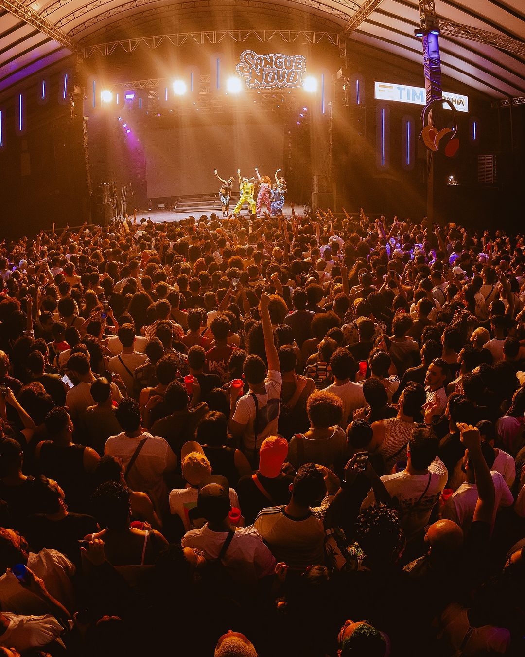 Festival Sangue Novo reúne mais de cinco mil pessoas em três dias de festa