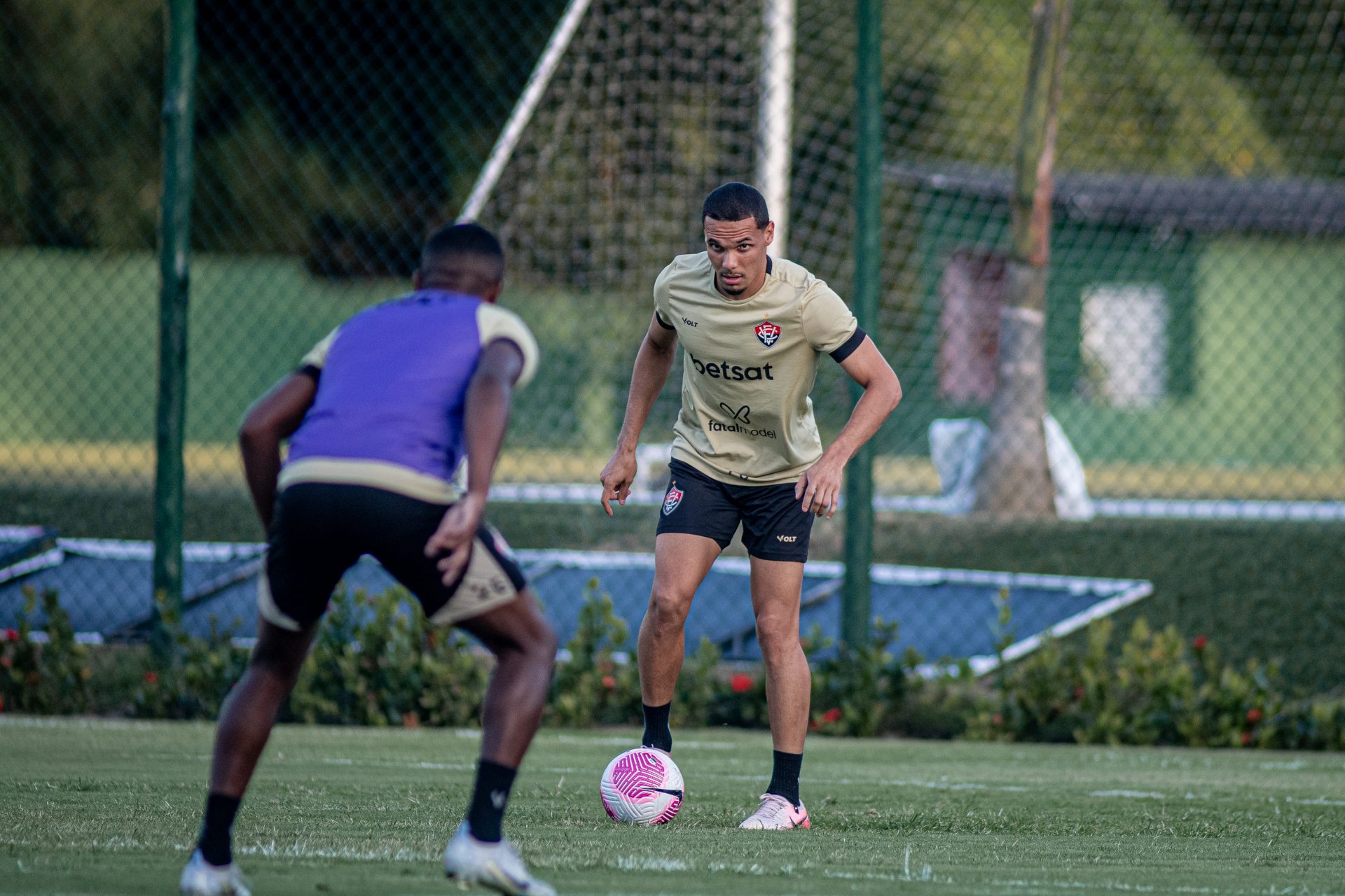 Vitória segue na preparação para enfrentar o Athletico Paranaense