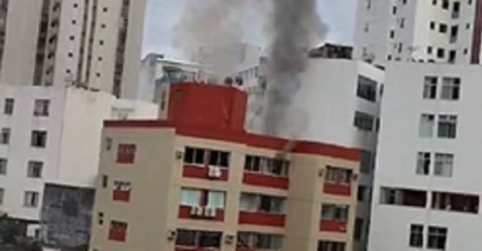 Apartamento residencial é atingido por incêndio no bairro da Barra, em Salvador