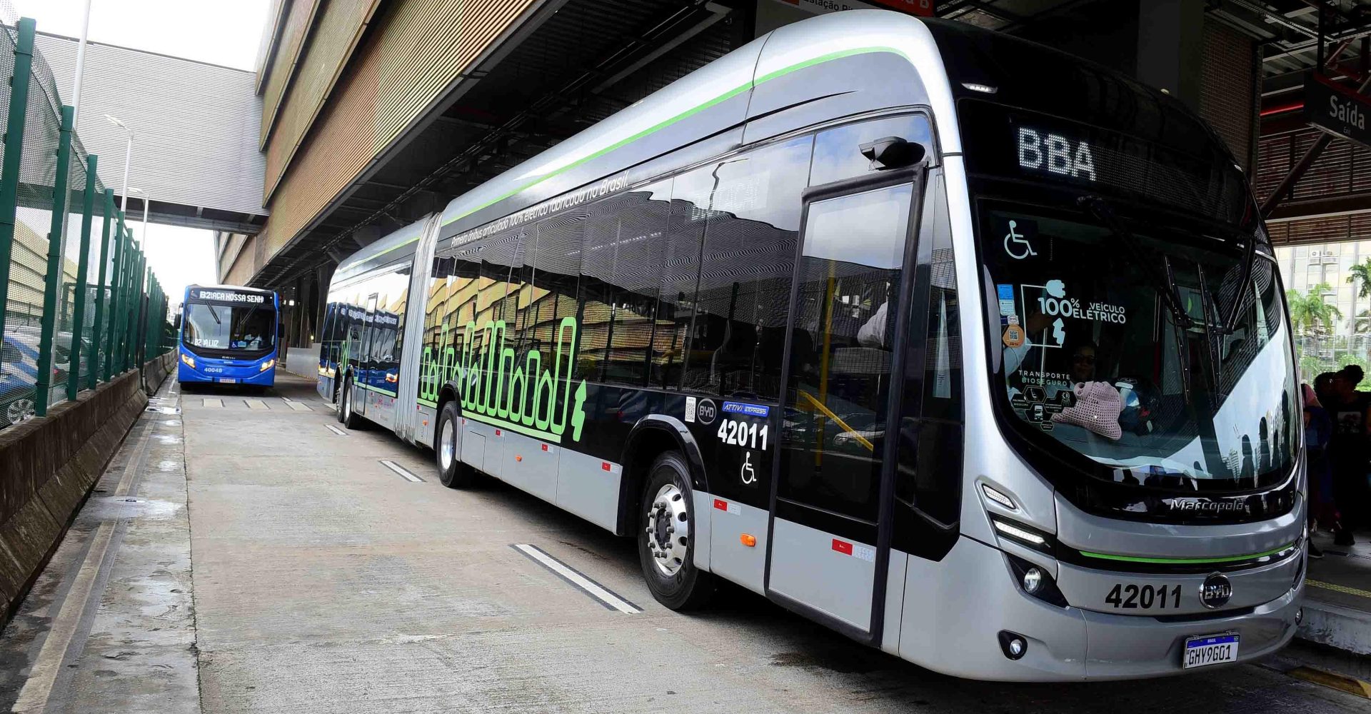 Câmara adia votação de empréstimo de R$ 350 milhões para ônibus elétricos em Salvador