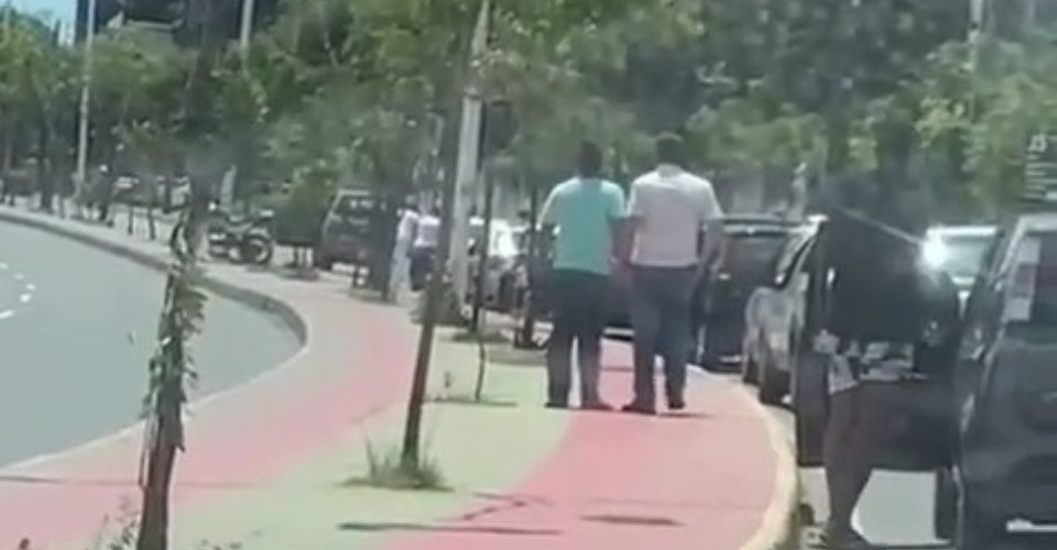 Dupla de assaltantes morre durante confronto com a polícia na avenida Suburbana