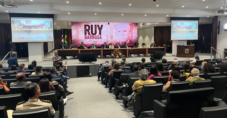 'A Voz de Ruy': documentário sobre Ruy Barbosa apoiado pelo Grupo Aratu reúne personalidades em Salvador